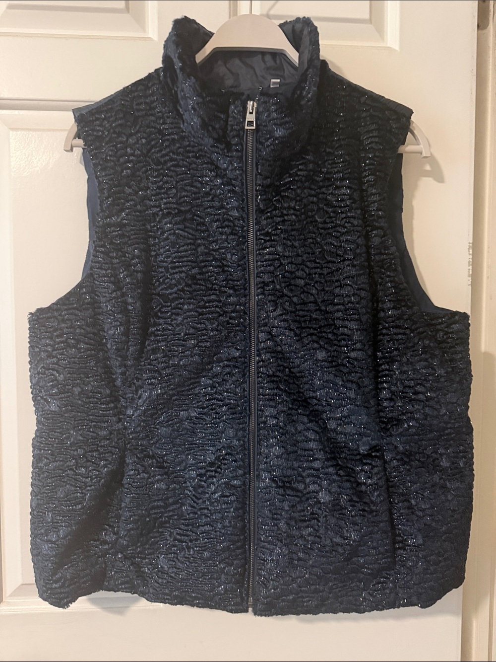 Chico's Navy Textured Quilted Vest